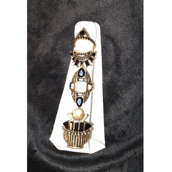 Free People Jewelry - Free People 4-Piece Gold & Black Ring Set NWT